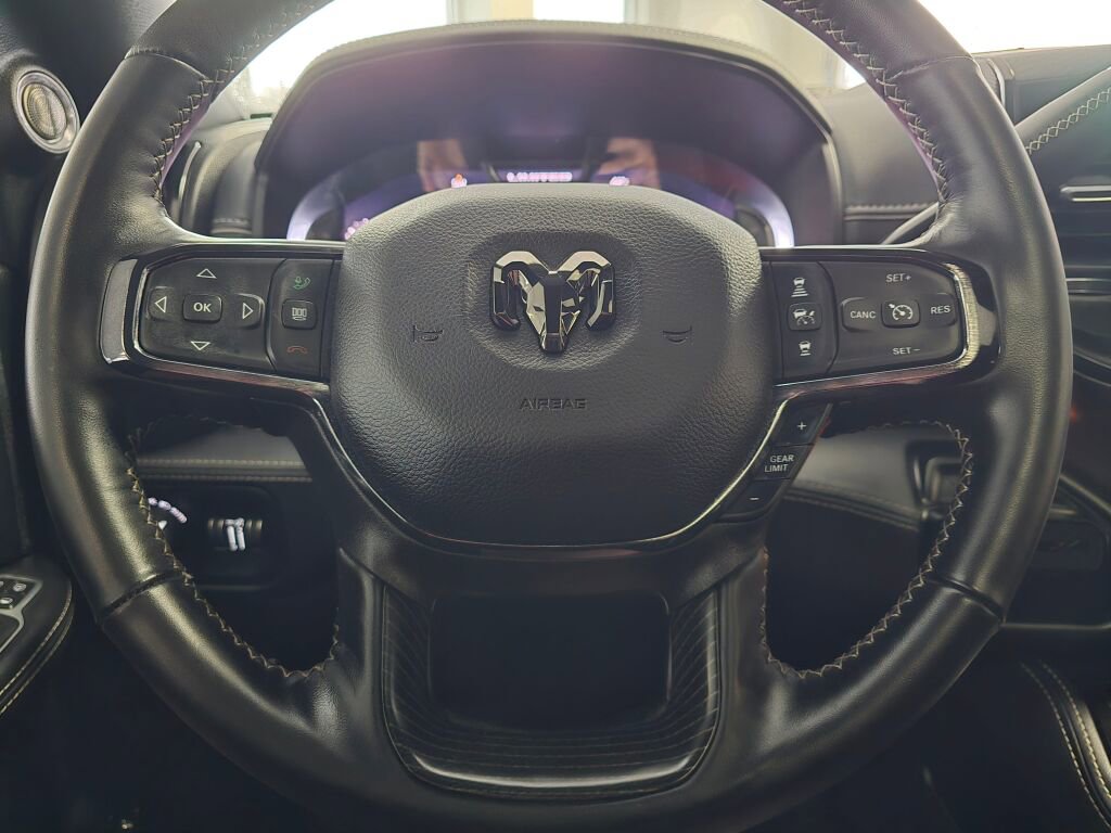 Used 2024 RAM 2500 Limited image 28