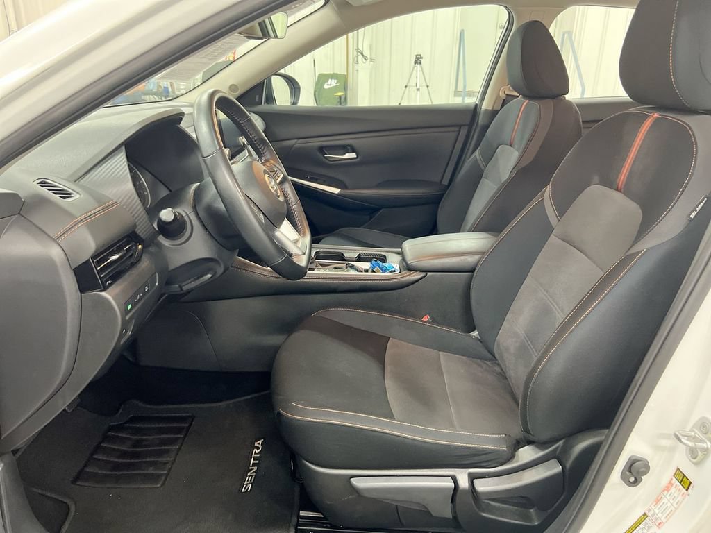 Used 2022 Nissan Sentra SR w/ Electronics Package FWD image 19