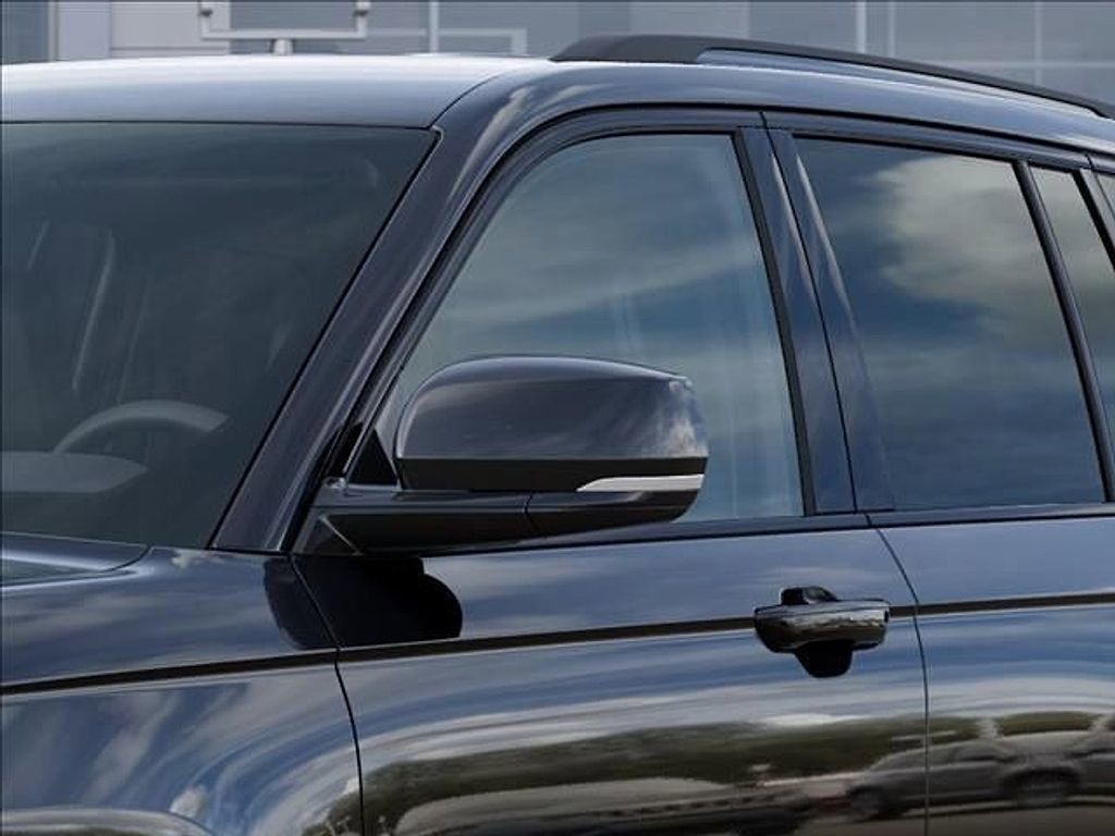 New 2025 Jeep Grand Cherokee Limited w/ Black Appearance Package AWD/4WD image 12