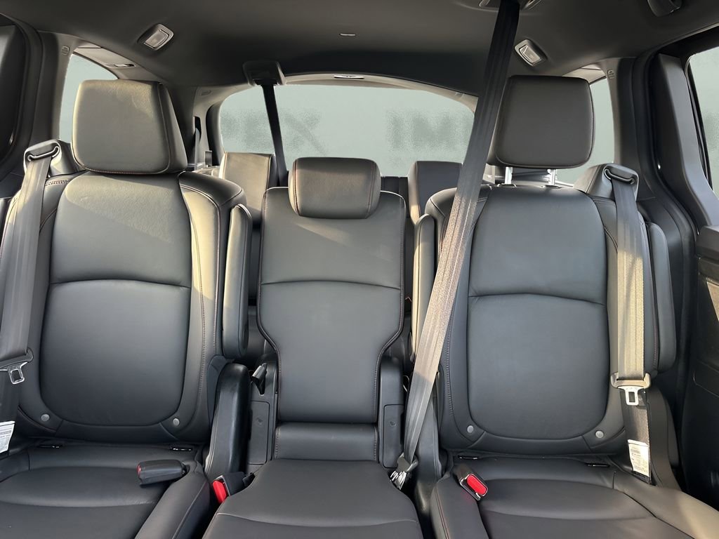 Used 2025 Honda Odyssey Sport-L image 18