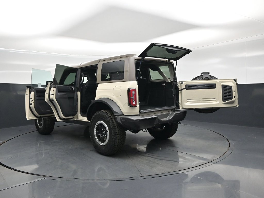 Certified 2026 Ford Bronco Badlands AWD/4WD image 35