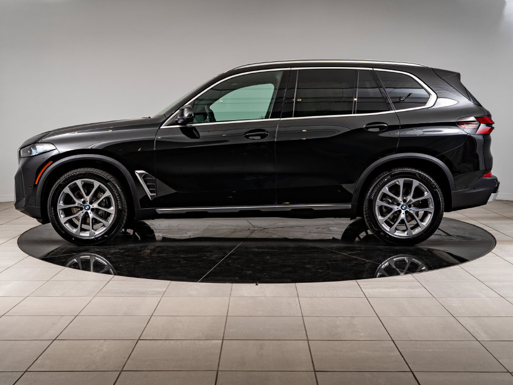 New 2026 BMW X5 xDrive40i w/ Climate Comfort Package AWD/4WD image 5
