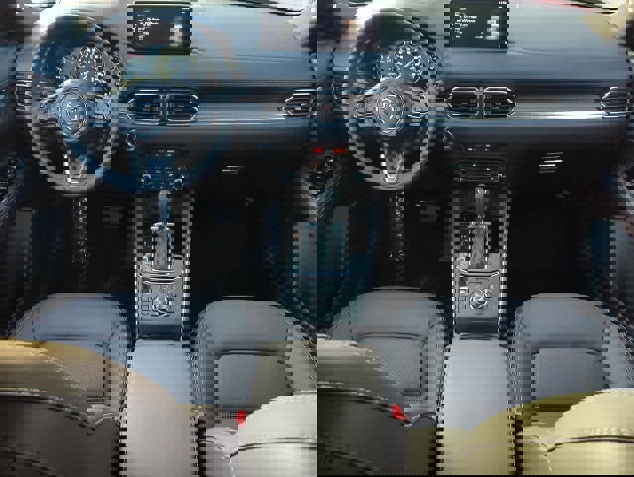 Used 2025 MAZDA CX-5 Signature image 13