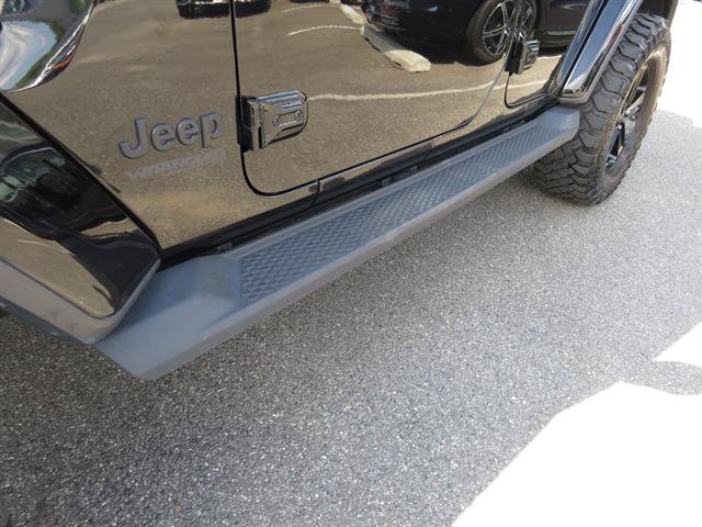 Used 2020 Jeep Wrangler Unlimited Sahara AWD/4WD image 27