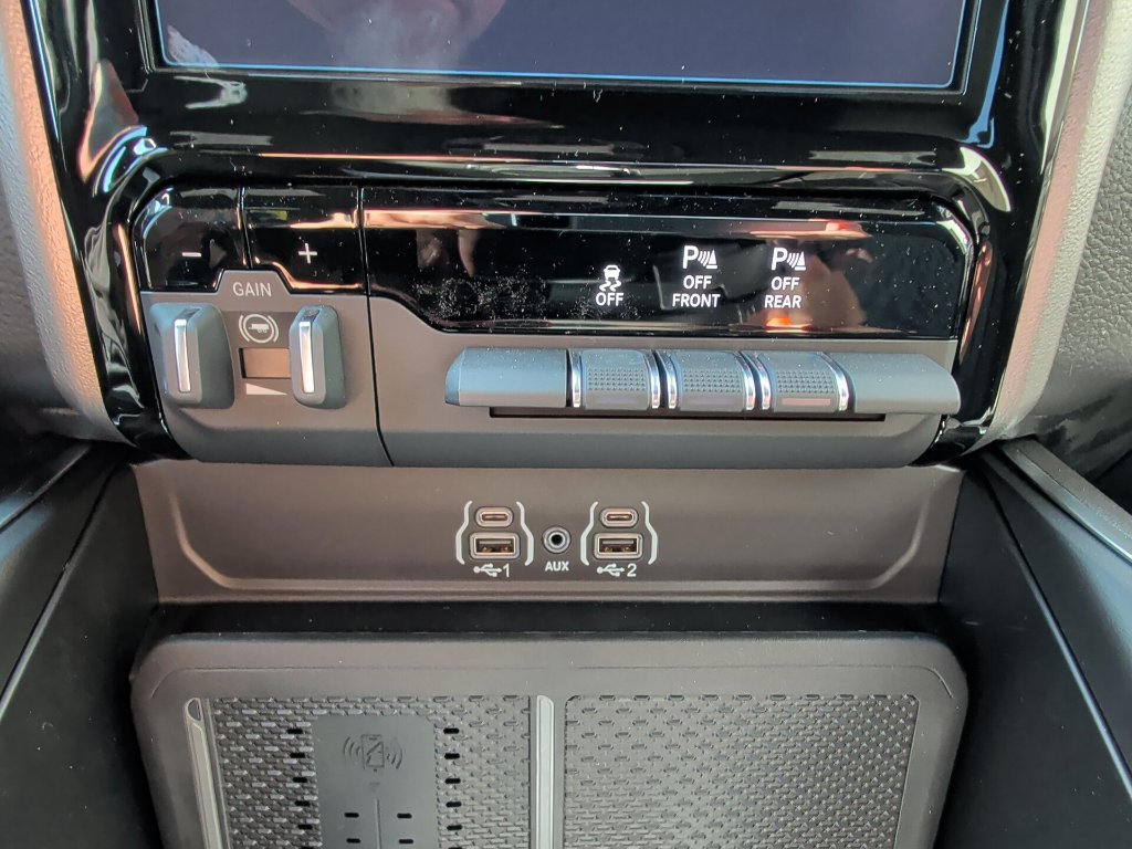 New 2026 RAM 1500 Big Horn AWD/4WD image 23