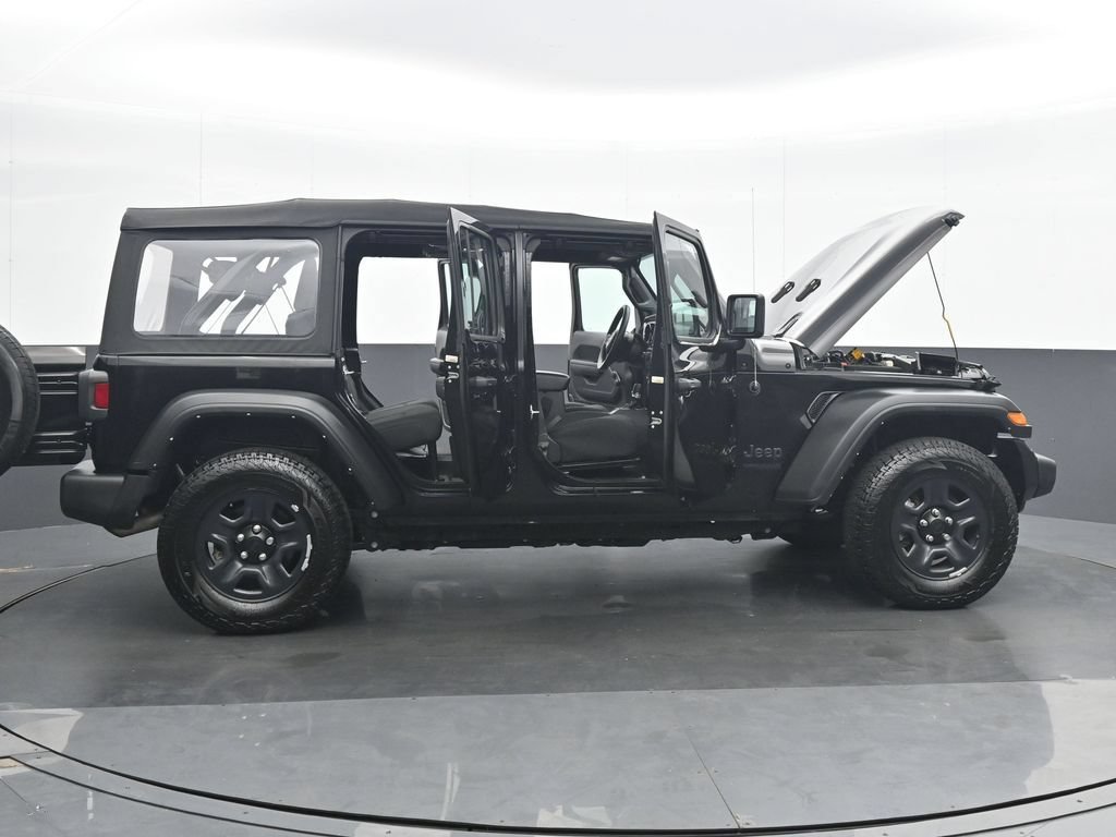 Used 2022 Jeep Wrangler Unlimited Sport AWD/4WD image 35
