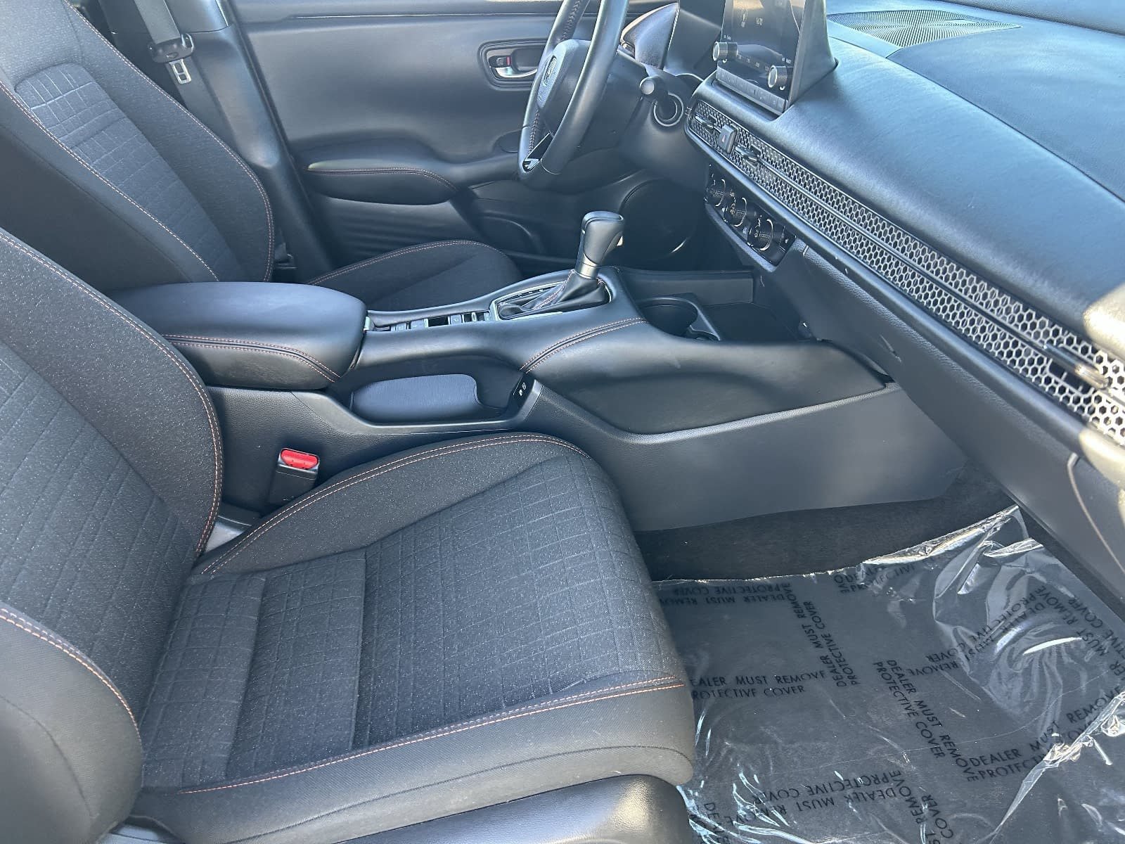 Certified 2025 Honda HR-V Sport image 14