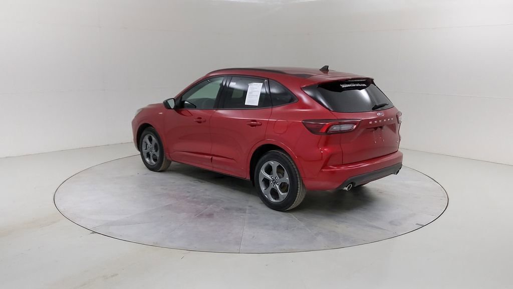 Certified 2024 Ford Escape ST-Line w/ Equipment Group 301A image 16