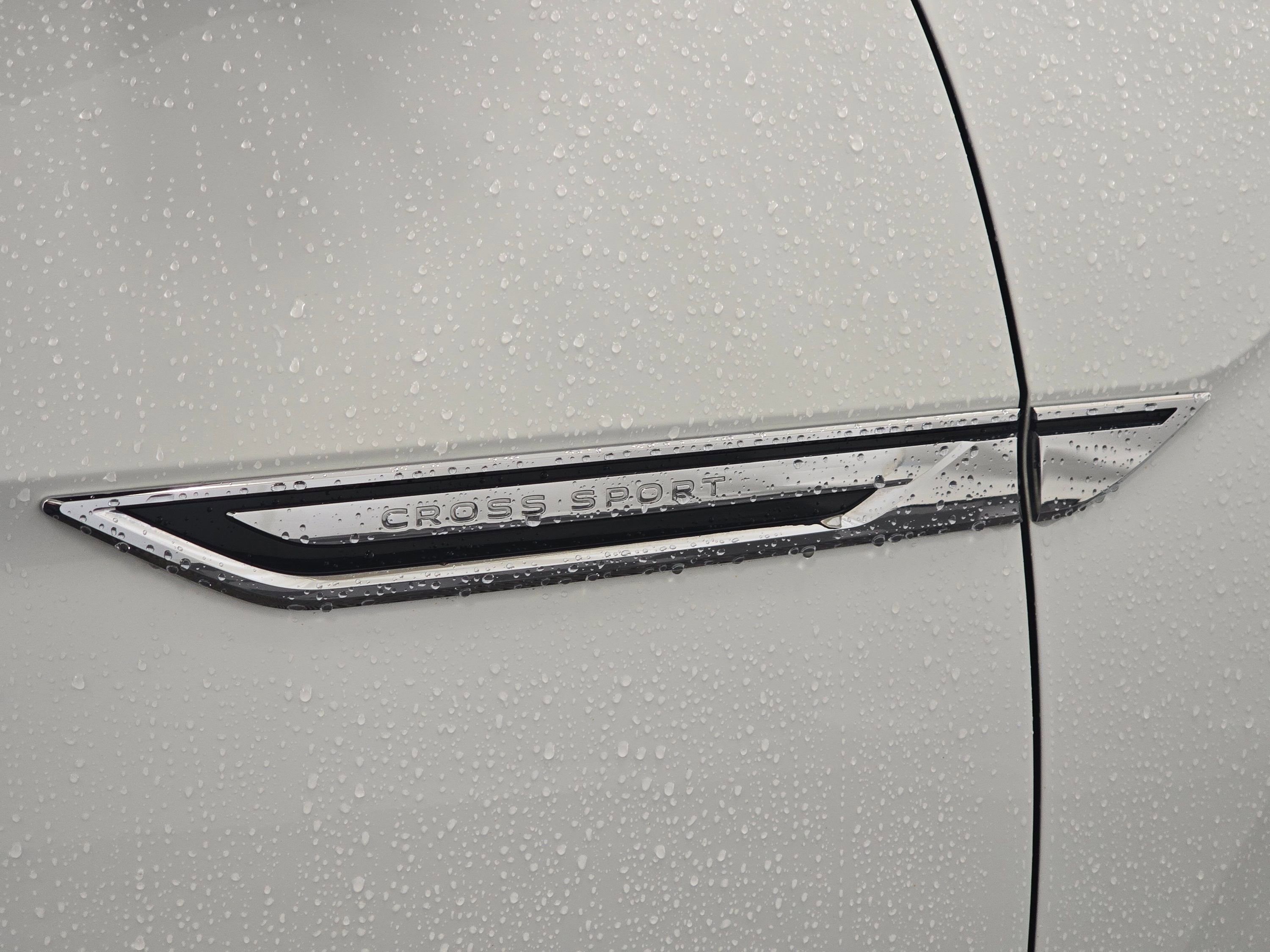 Used 2020 Volkswagen Atlas Cross Sport SEL image 30