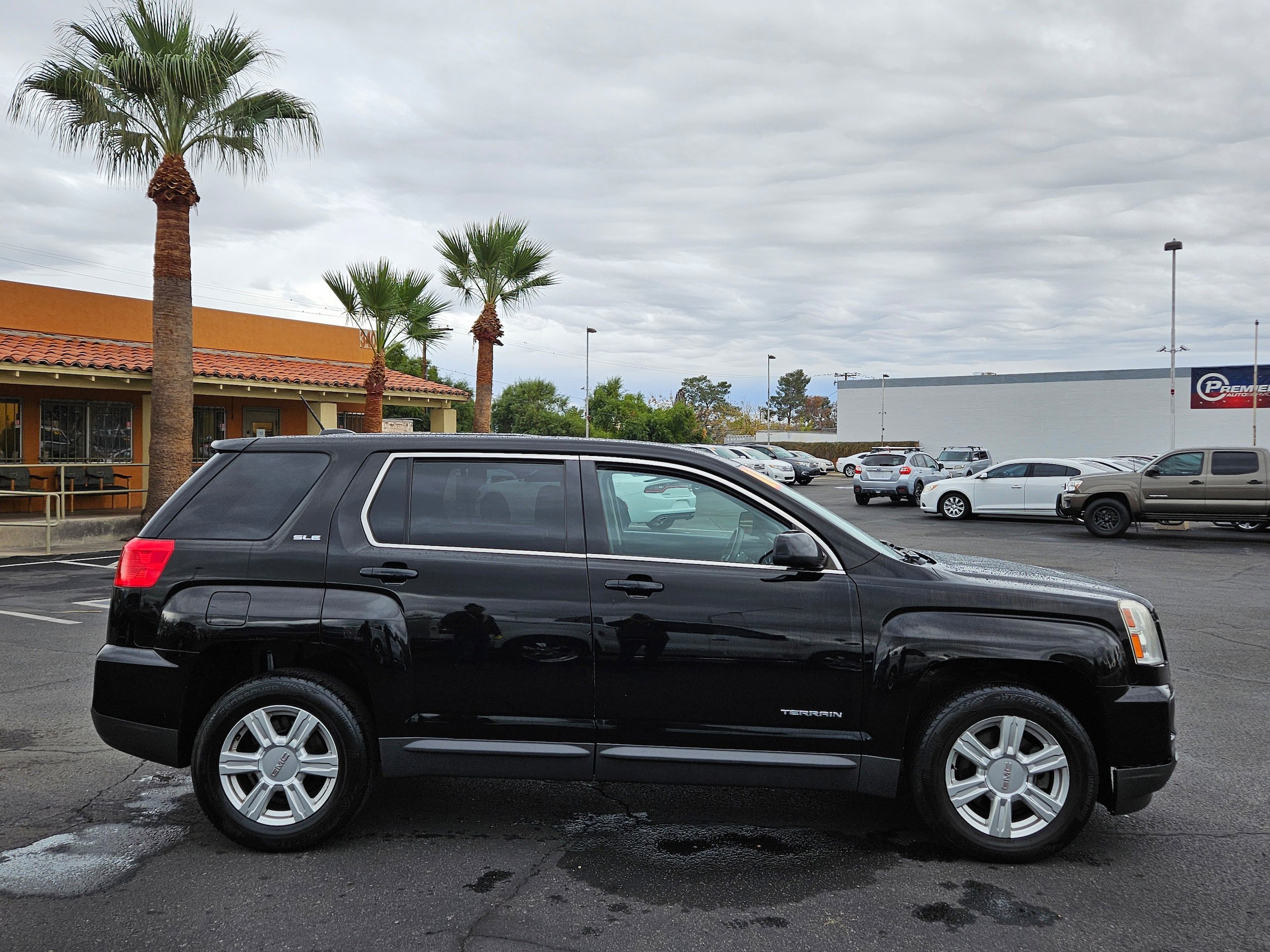 Used 2016 GMC Terrain SLE FWD image 6