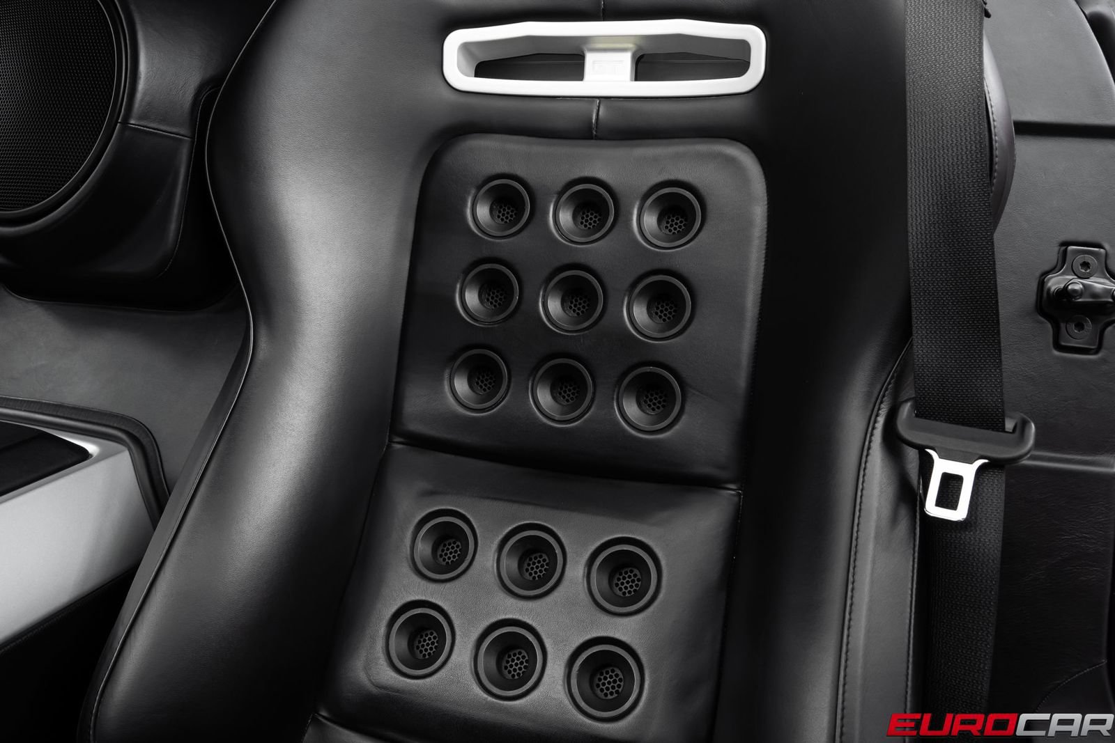 Used 2005 Ford GT RWD image 43