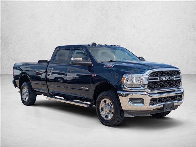 Used 2020 RAM 2500 Tradesman w/ Chrome Appearance Group AWD/4WD image 3