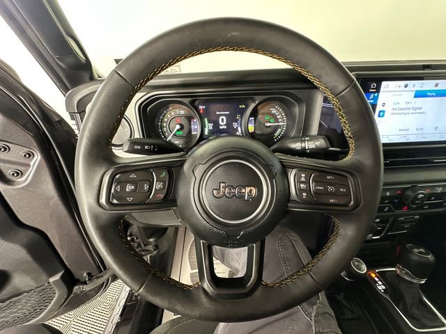 Used 2024 Jeep Wrangler Unlimited w/ Convenience Group AWD/4WD image 23