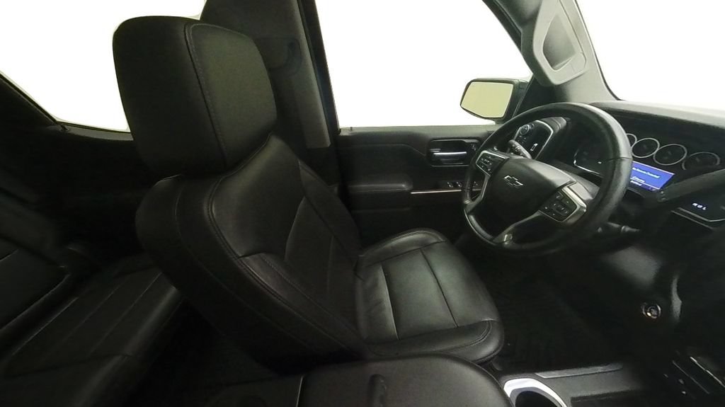 Used 2020 Chevrolet Silverado 1500 LT Trail Boss AWD/4WD image 30