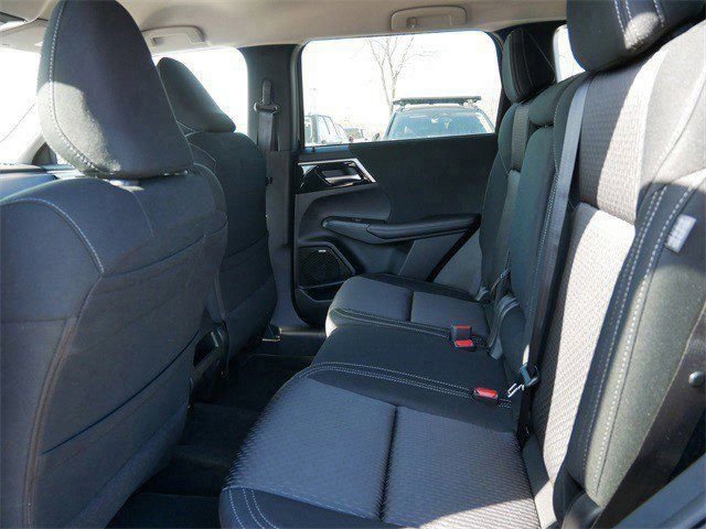 New 2026 Mitsubishi Outlander ES image 5