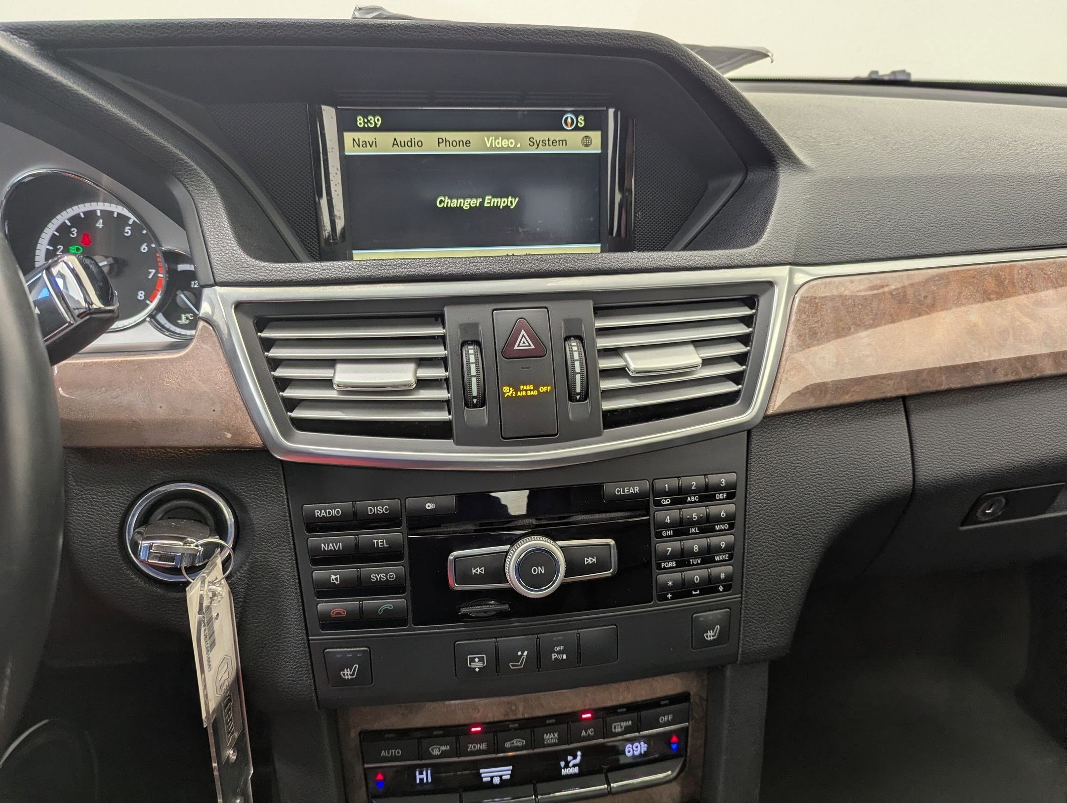 Used 2012 Mercedes-Benz E 350 4MATIC Sedan image 21