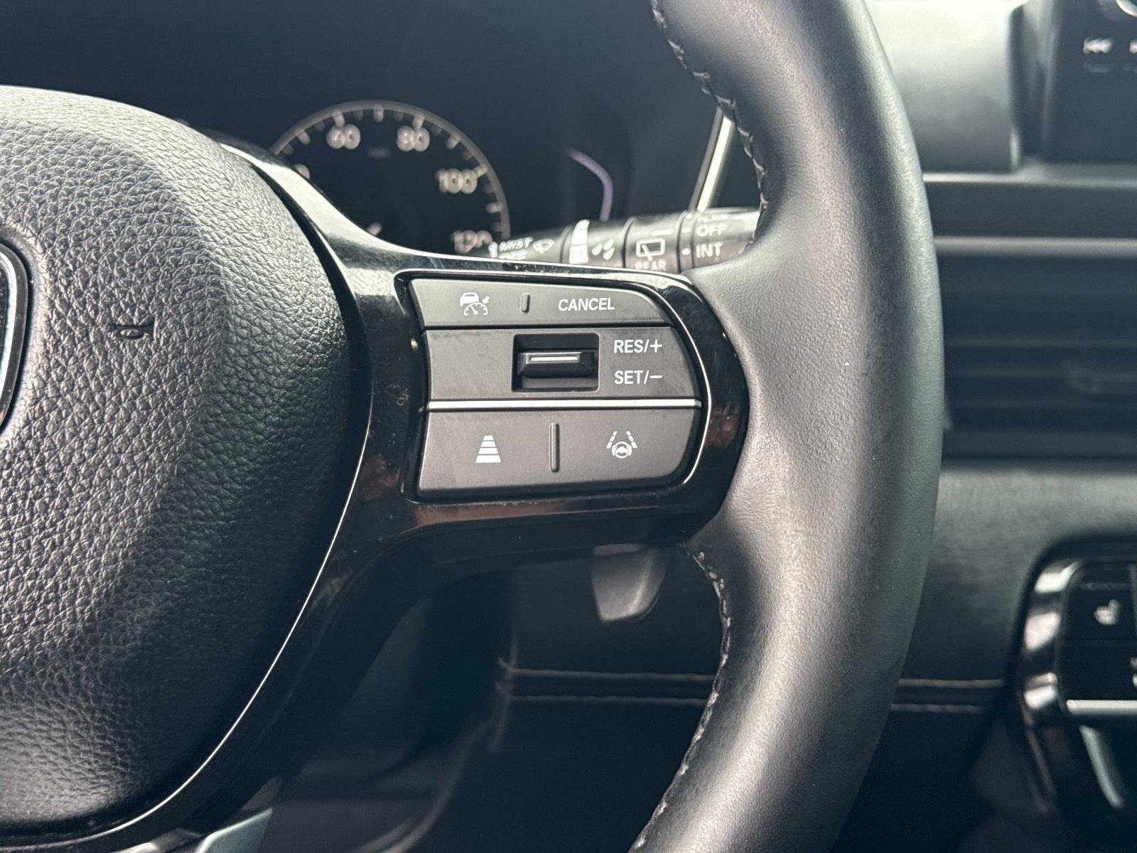 Certified 2023 Honda Pilot Touring image 31