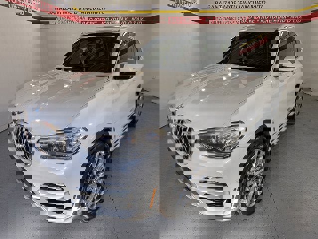 Used 2018 BMW X3 xDrive30i image 3