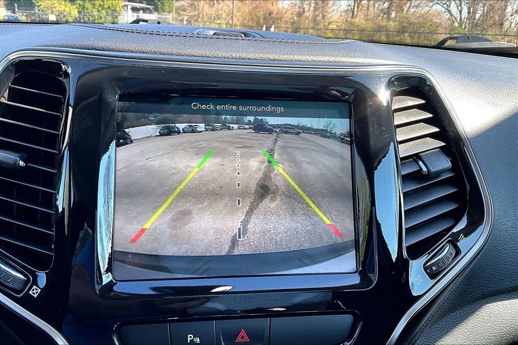 Used 2020 Jeep Cherokee Limited image 22