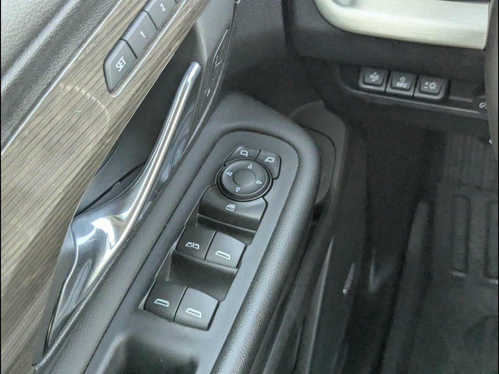 Used 2024 GMC Terrain Denali w/ LPO, Floor Liner Package AWD/4WD image 29
