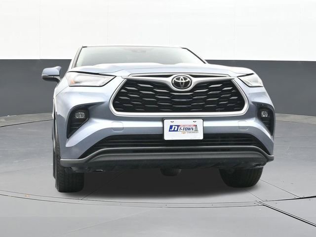 Used 2021 Toyota Highlander XLE FWD image 57