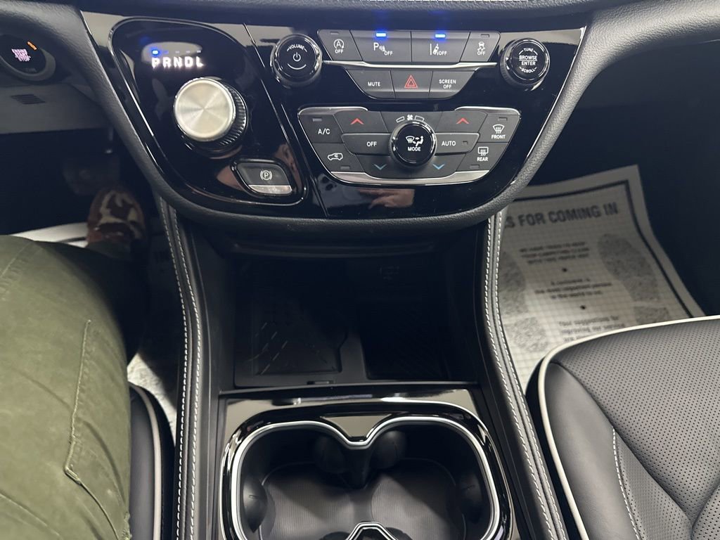 New 2026 Chrysler Pacifica Limited w/ S Appearance Package image 51