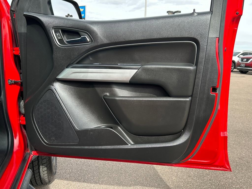 Used 2018 Chevrolet Colorado LT image 30