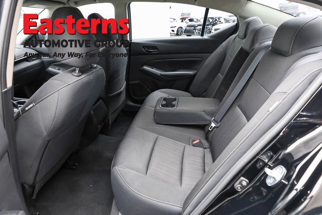 Used 2024 Nissan Altima 2.5 SV FWD image 22