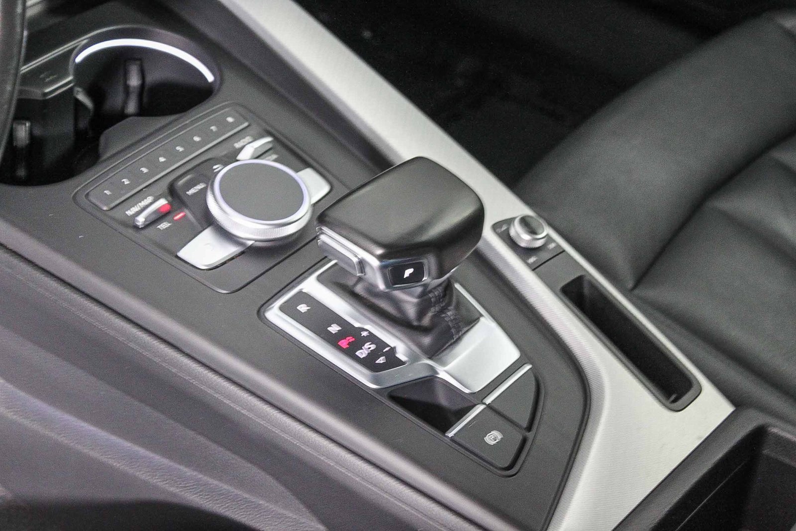 Used 2017 Audi A4 2.0T Ultra Premium w/ Convenience Package image 20