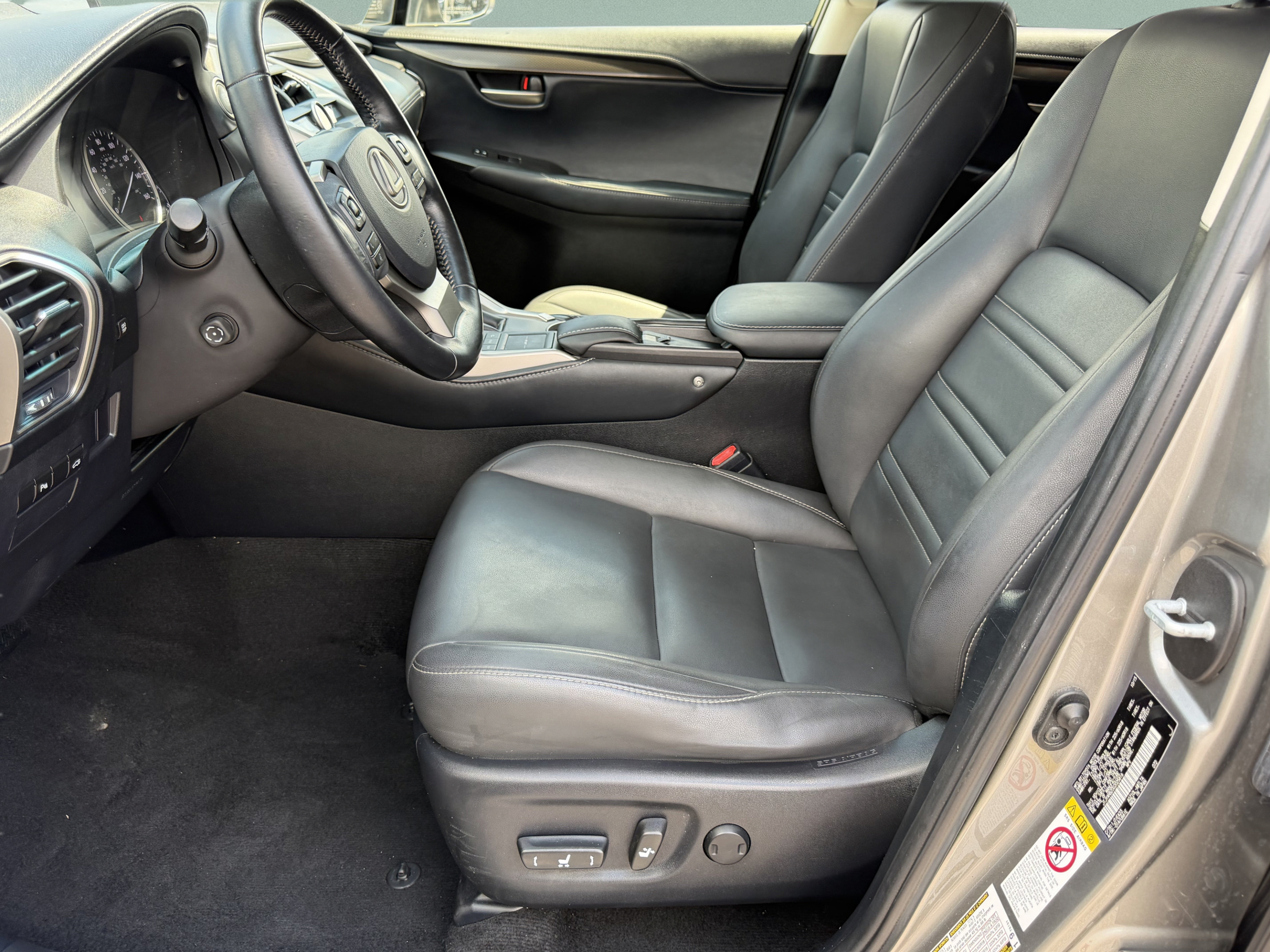Used 2016 Lexus NX 200t F Sport FWD image 22