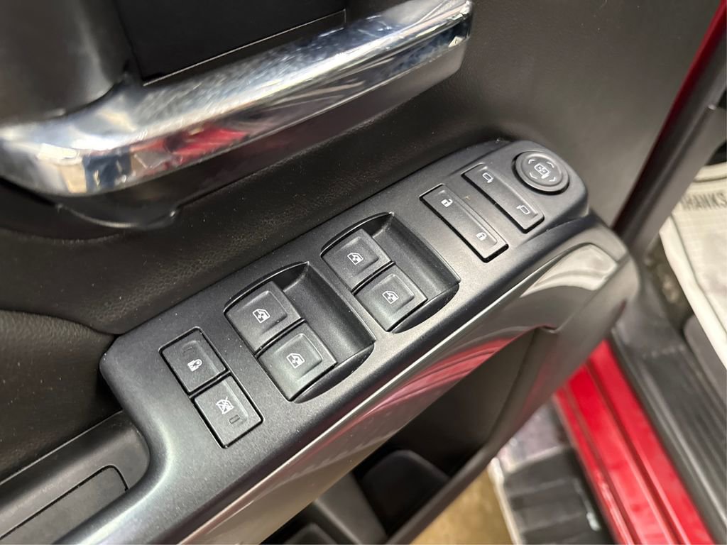 Used 2018 Chevrolet Silverado 1500 LT w/ All Star Edition image 34