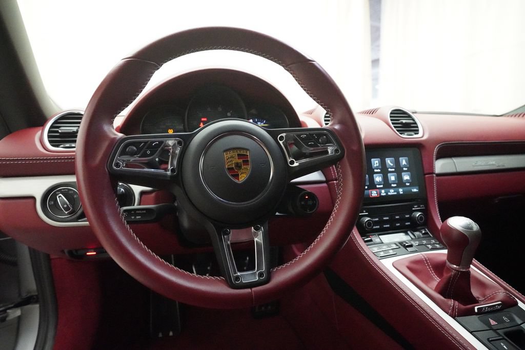 Certified 2022 Porsche 718 Boxster RWD image 19