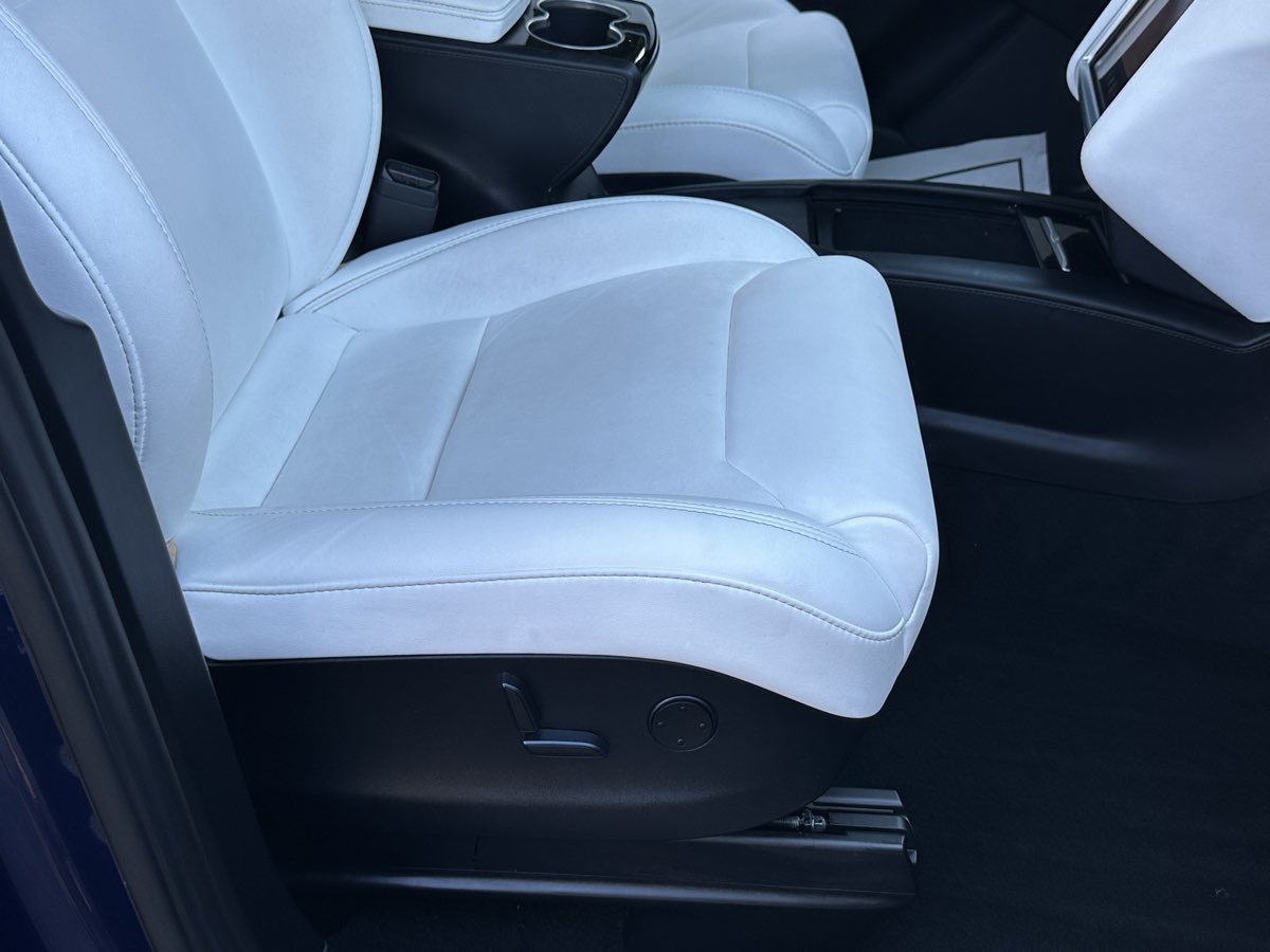 Used 2018 Tesla Model X 100D AWD/4WD image 25