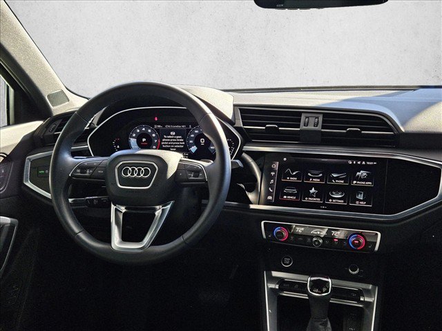 Certified 2024 Audi Q3 2.0T Premium Plus w/ Premium Plus Package AWD/4WD image 17