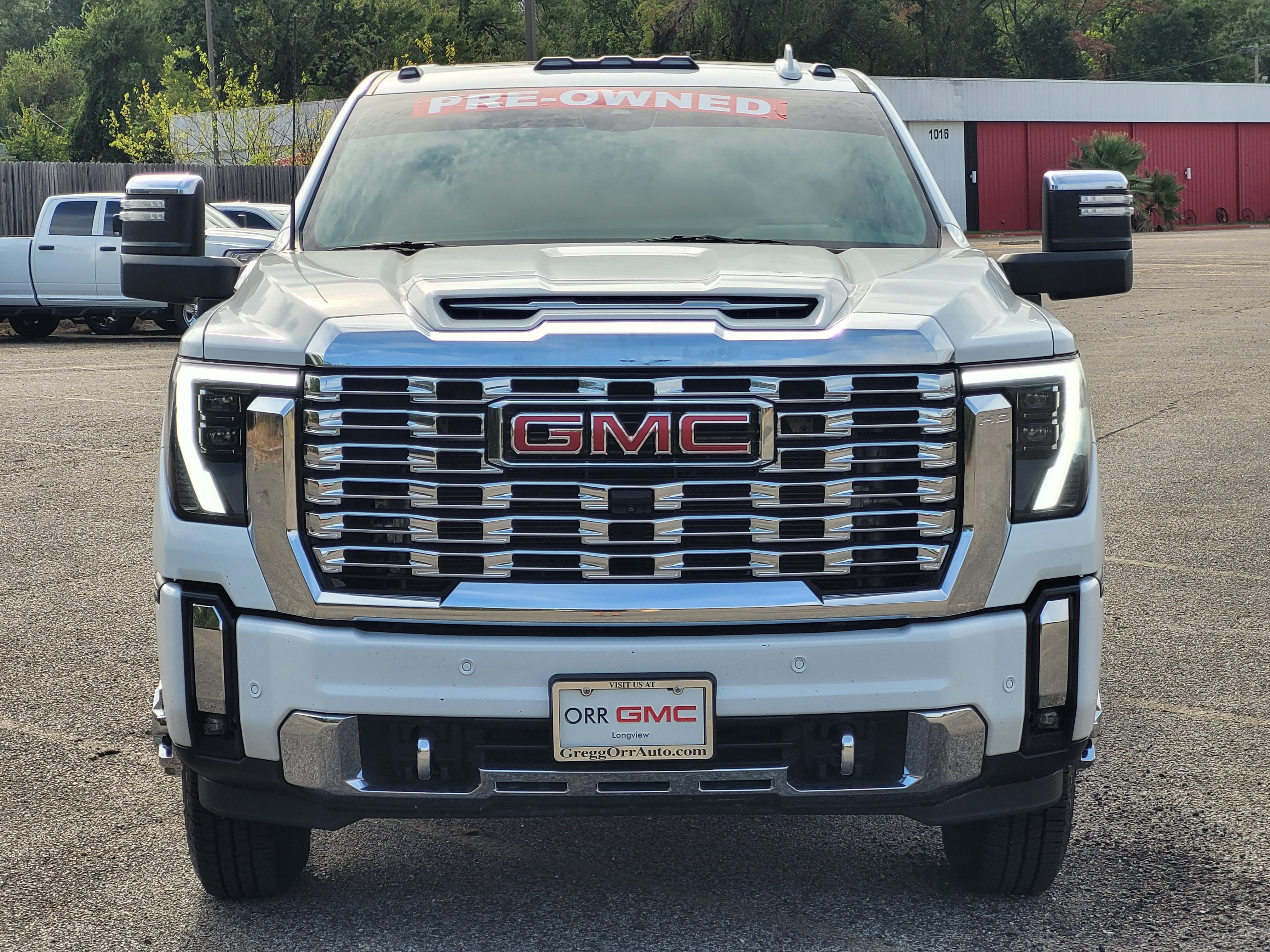 Used 2024 GMC Sierra 3500 Denali w/ Denali Reserve Package AWD/4WD image 2