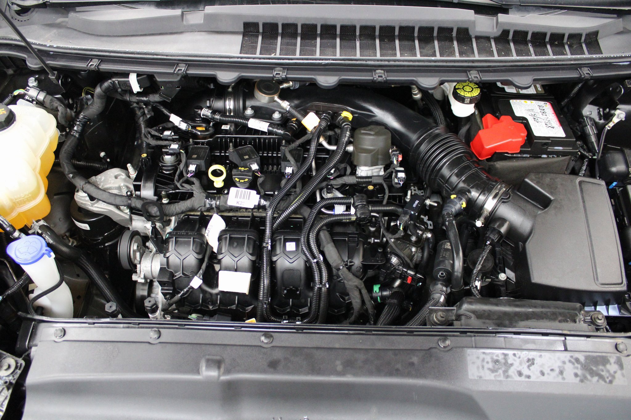 Used 2024 Ford Edge Titanium image 10