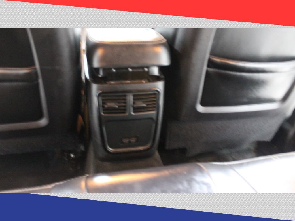 Used 2016 Chrysler 300 S image 23