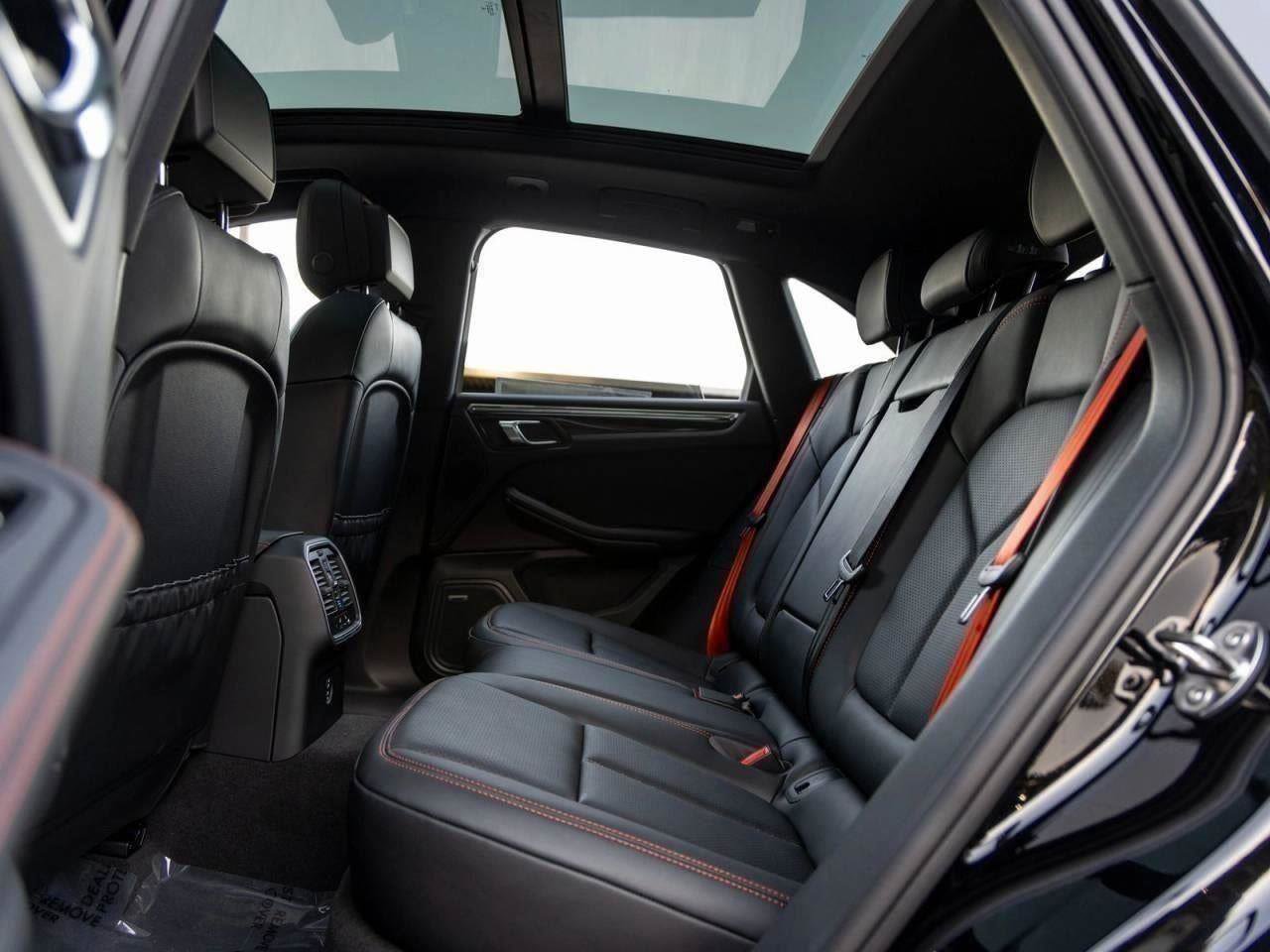 New 2026 Porsche Macan image 98