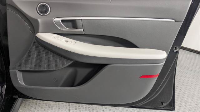Used 2026 Hyundai Sonata SE FWD image 23