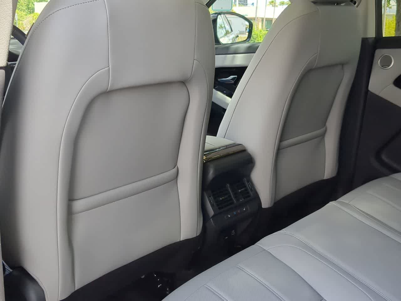 New 2025 Land Rover Range Rover Evoque S AWD/4WD image 19
