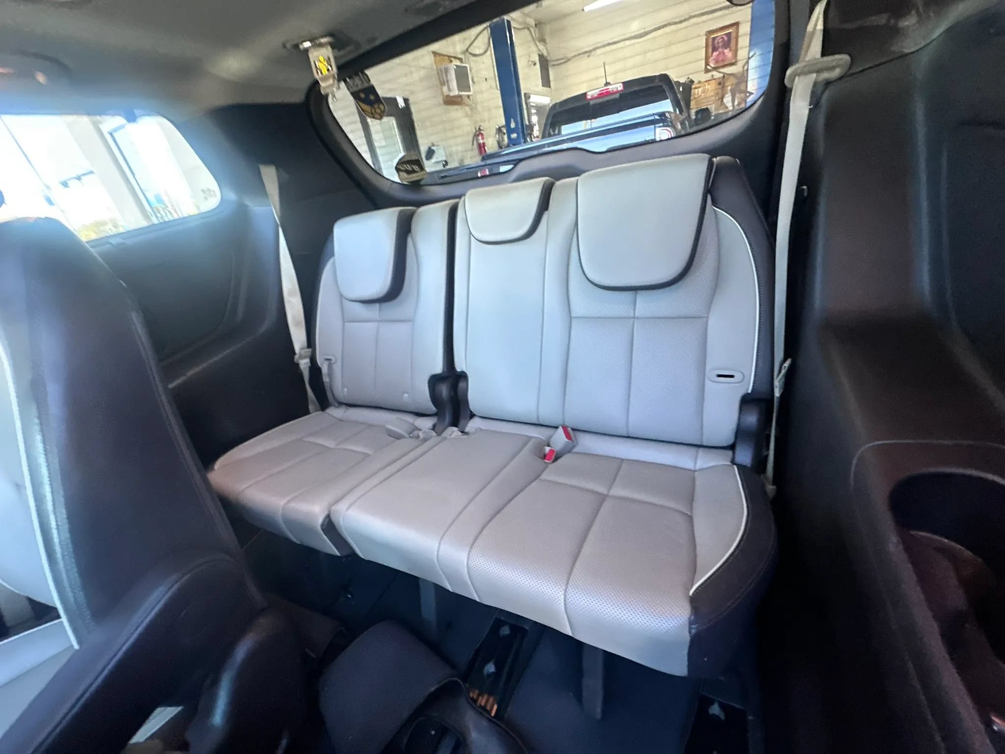 Used 2017 Kia Sedona SX Limited w/ SXL Prestige Package FWD image 23