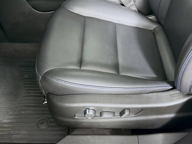Used 2024 Cadillac XT4 Sport w/ Trailering Package AWD/4WD image 18