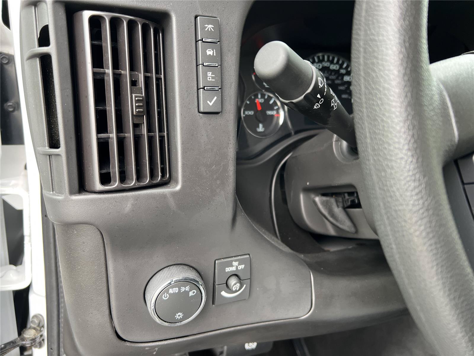 New 2025 GMC Savana 3500 w/ Power Convenience Package RWD image 23