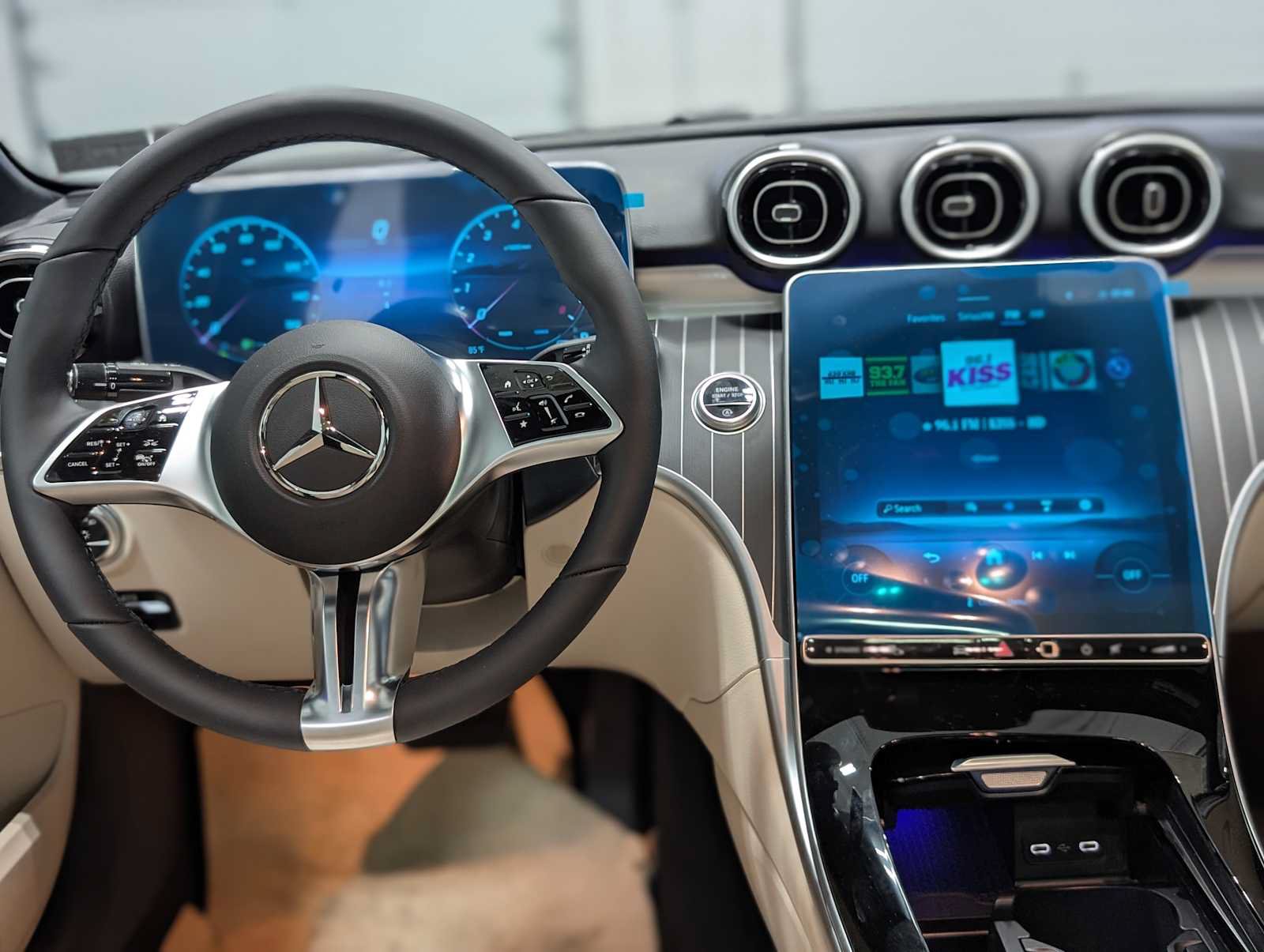 New 2026 Mercedes-Benz C 300 4MATIC Sedan image 5