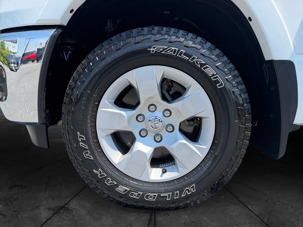 Used 2025 RAM 1500 Big Horn AWD/4WD image 14