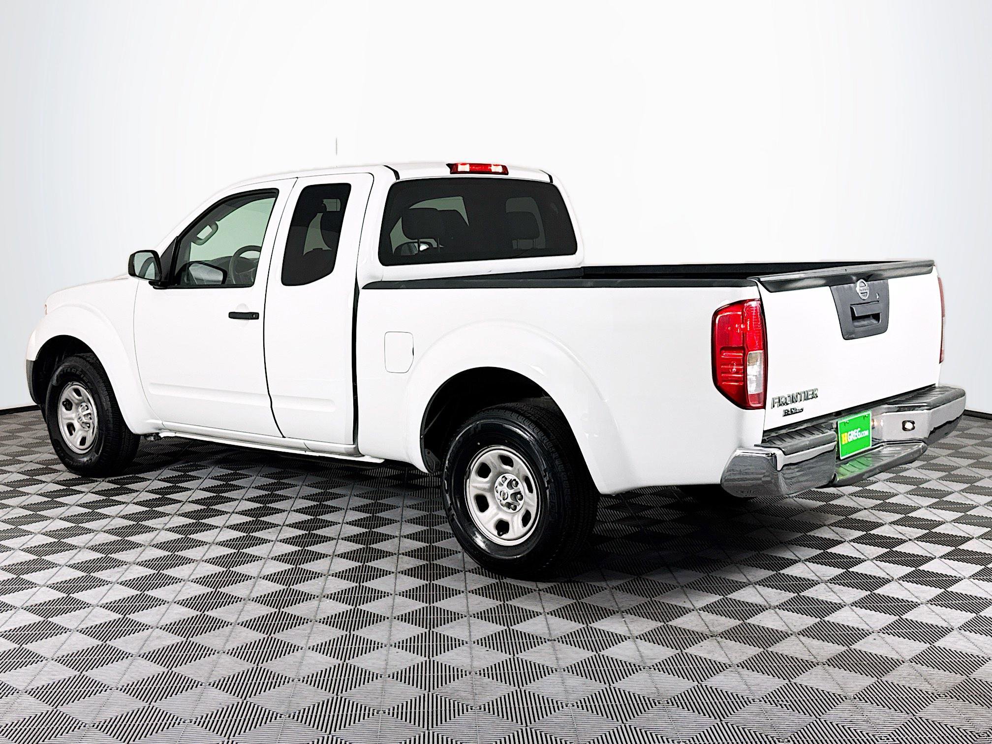 Used 2016 Nissan Frontier S image 6