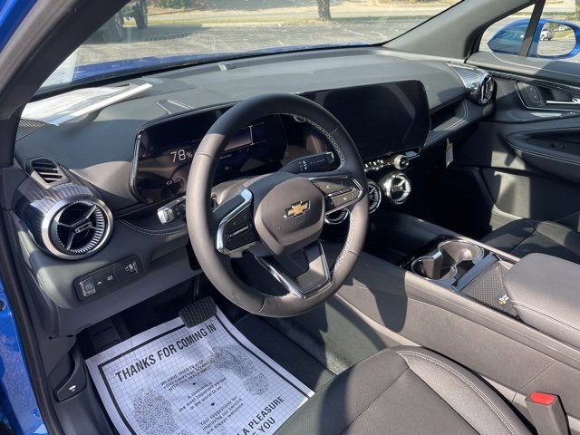 Used 2025 Chevrolet Blazer EV LT image 13