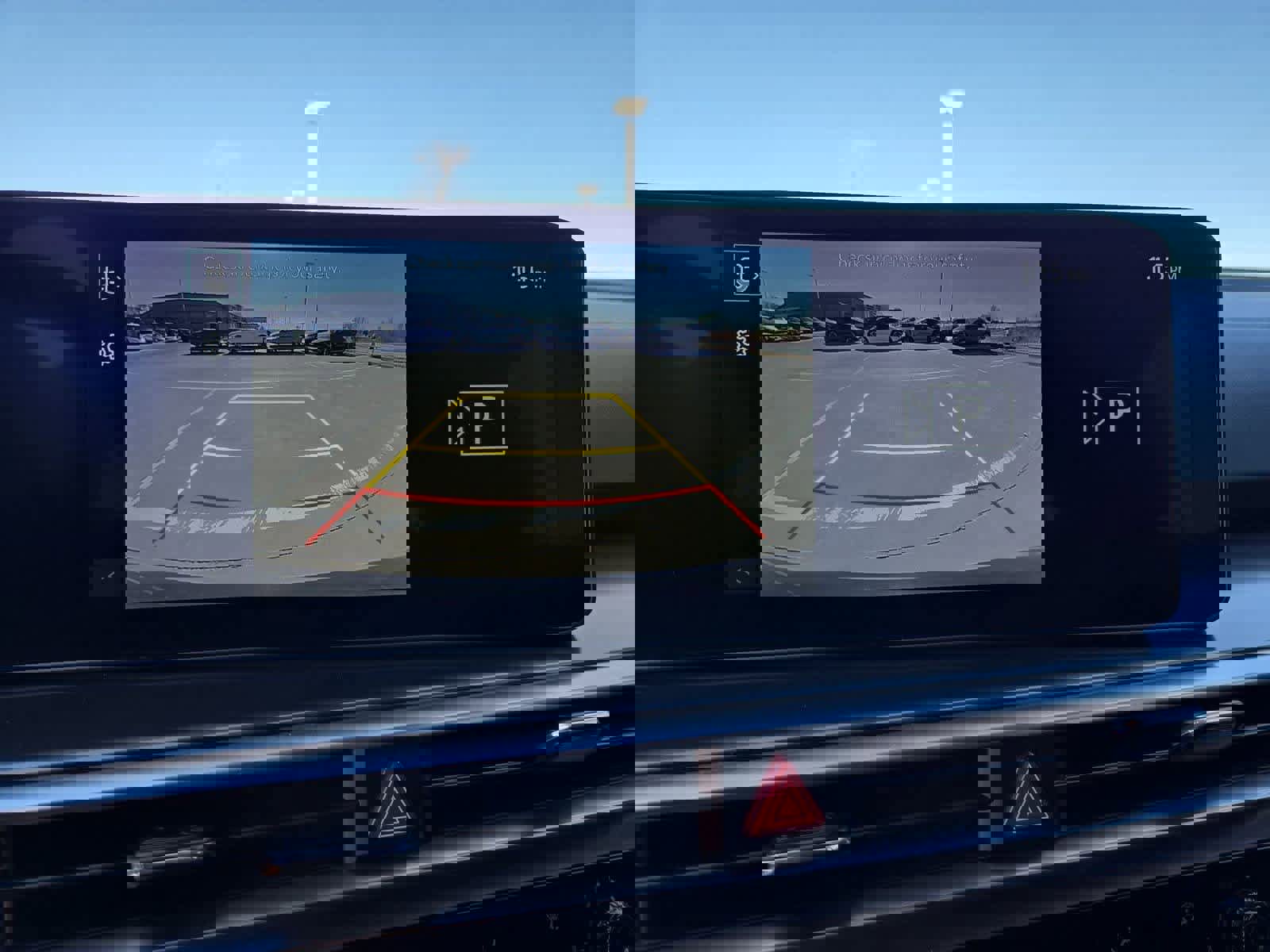 Certified 2025 Kia Sorento LX image 27