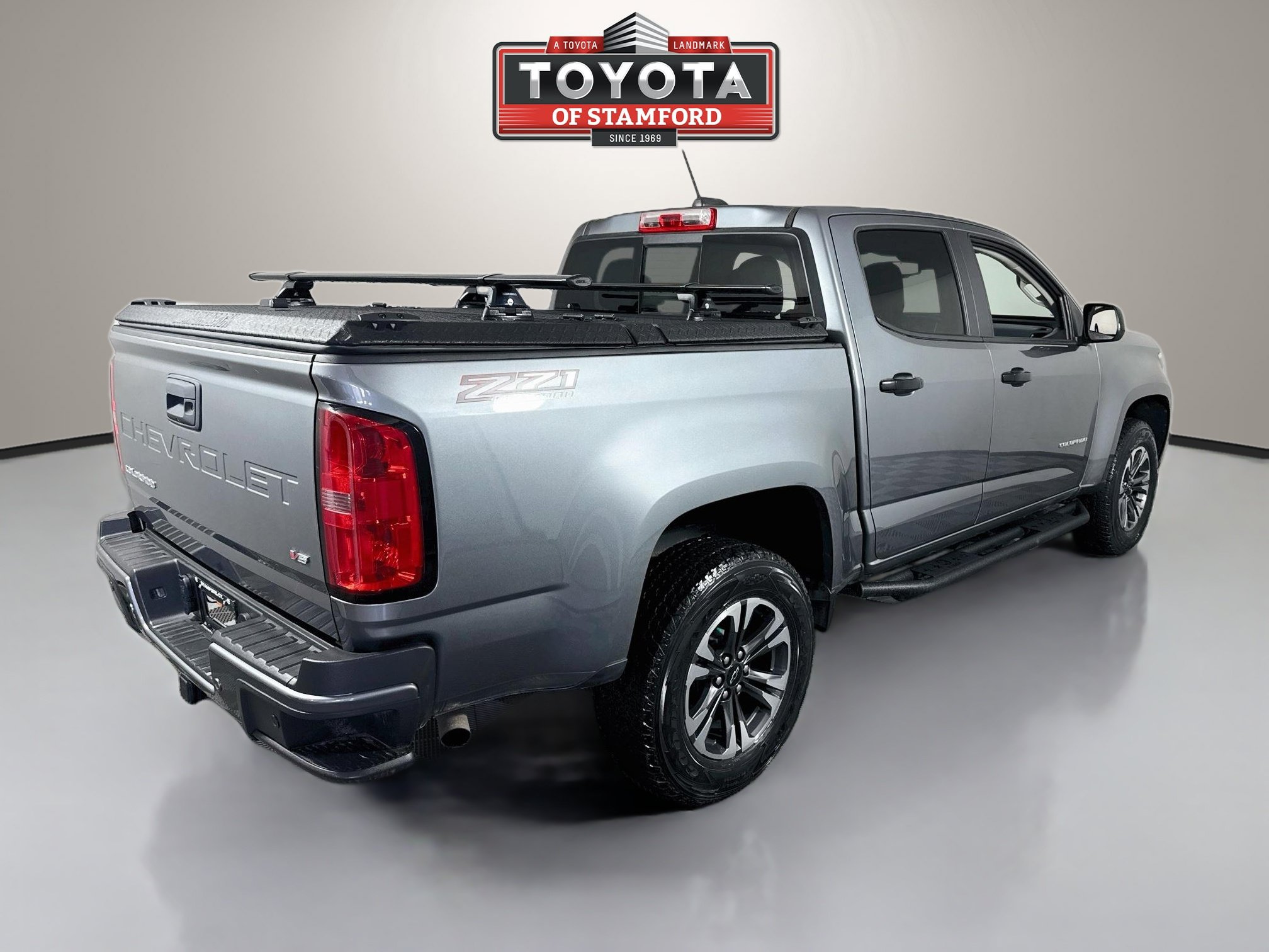 Used 2021 Chevrolet Colorado Z71 w/ Safety Package AWD/4WD image 7