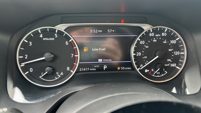 Used 2023 Nissan Rogue SV w/ SV Premium B Package AWD/4WD image 12